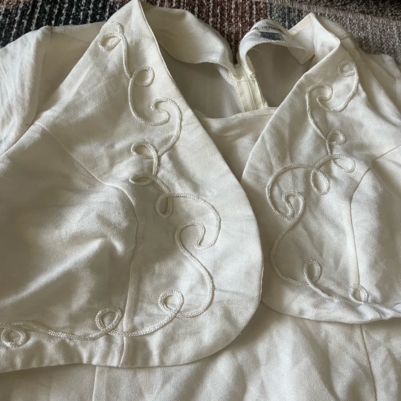 Vintage White Dress - Picture 7 of 8